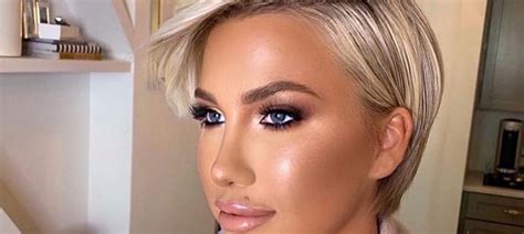 savanna chrisley nude|Savannah Chrisley Goes Topless & Ditches Pants In Series Of。